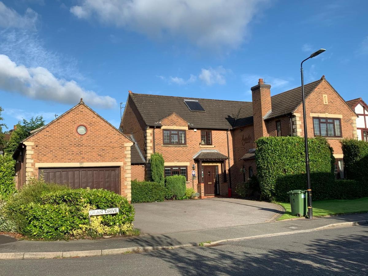 Ayuda House Hotel Altrincham Exterior photo
